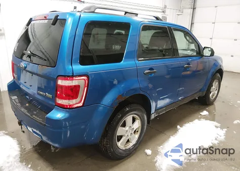 2011 Ford Escape Xlt from USA, damaged, VIN 1FMCU9DG2BKA06804